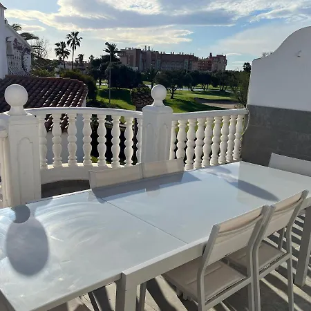 Adosado De Lujo En Olivanova Golf Con 3 * Oliva